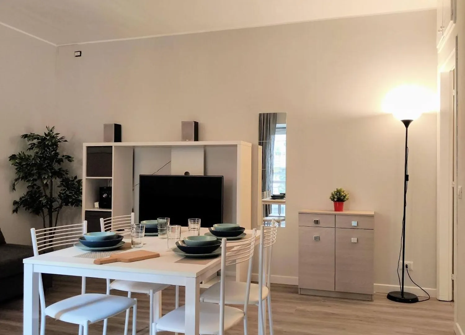 House Navigli-Life Daire Milano