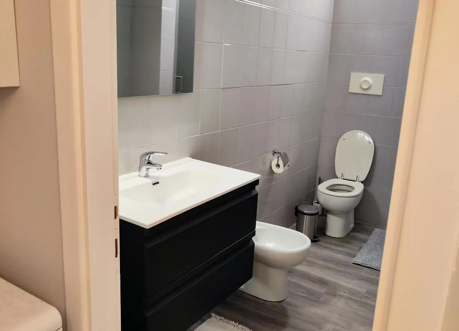 House Navigli-Life Daire Milano