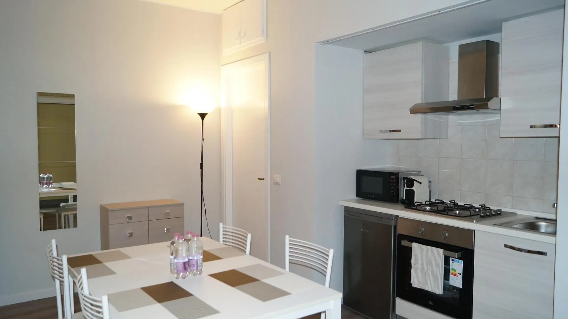 House Navigli-Life Daire Milano İtalya